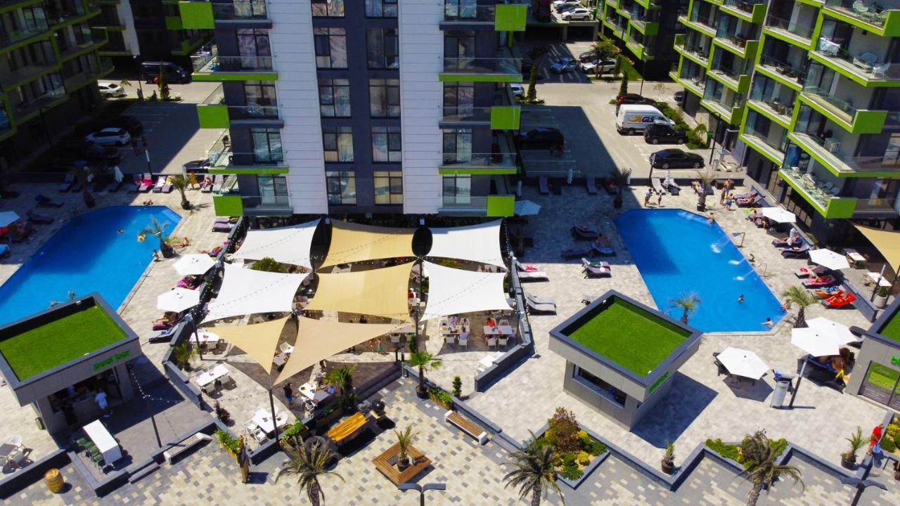 Royale Sundance Studio 8 Beach Spa & Pool Mamaia Nord Apartman Kültér fotó